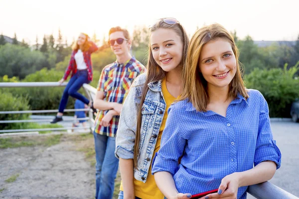 Teens, večírek — Stock fotografie