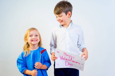 Çocuklar Sevgililer günü