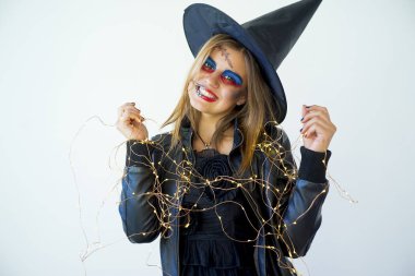 İnsanlar Cadılar Bayramı kostümleri