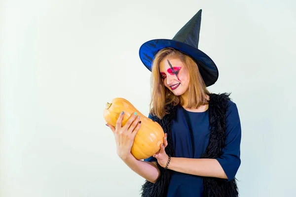 Pessoas em trajes de Halloween — Fotografia de Stock