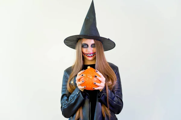 Personas en disfraces de Halloween — Foto de Stock