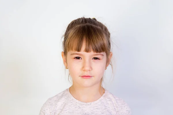 Детский эмоциональный портрет — стоковое фото