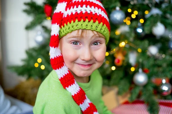 Kid святкування Різдва — стокове фото