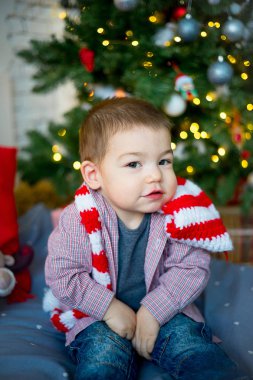 Bebek yılbaşı şapkası