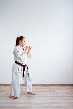 karate kız eğitim