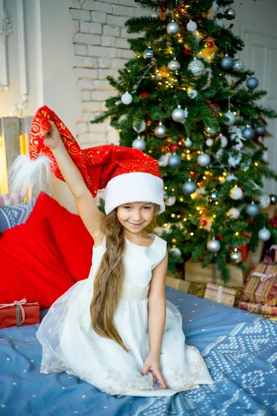 Kids celebrating christmas — Stock Photo, Image