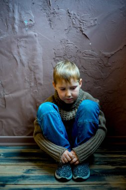 Çocuk istismarı ev