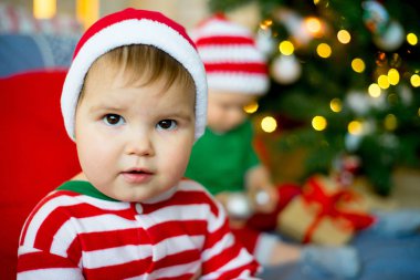 Noel Kutlamaları bebekler