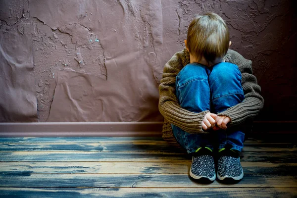 Çocuk istismarı ev