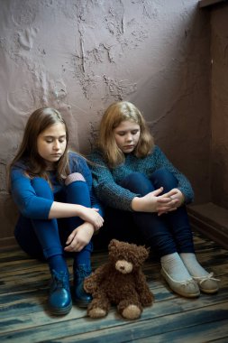 Çocuk istismarı ev