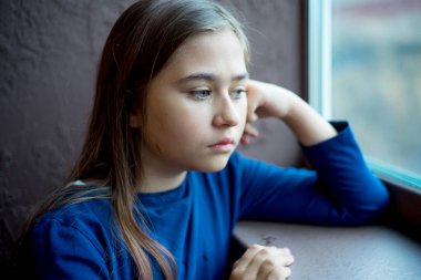 Çocuk istismarı ev