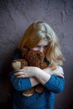 Çocuk istismarı ev