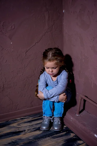 Çocuk istismarı ev