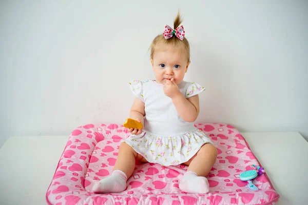 Baby in a clinic — Stock Photo, Image