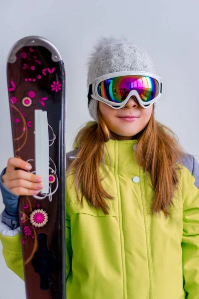 Jeune fille ski — Photo
