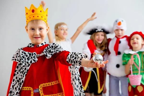 Fiesta de disfraces para niños — Foto de Stock