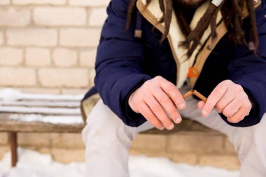 çıkmak yasaktır kavramı