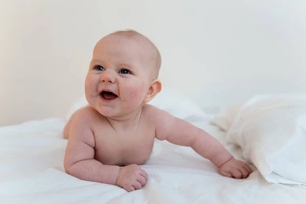 Newborn infant baby — Stock Photo, Image