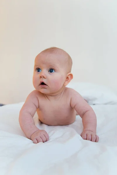 Newborn infant baby — Stock Photo, Image