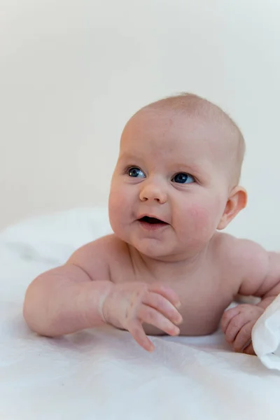 Newborn infant baby — Stock Photo, Image