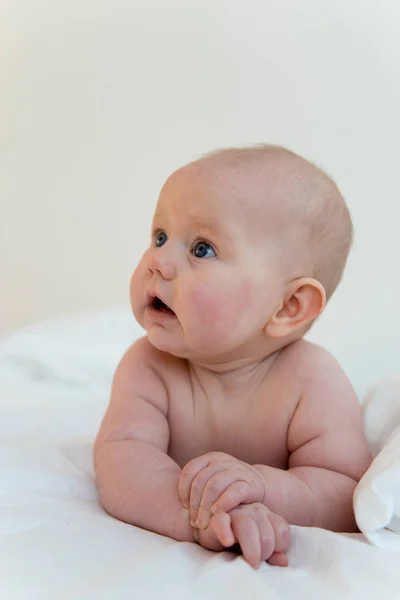 Newborn infant baby — Stock Photo, Image