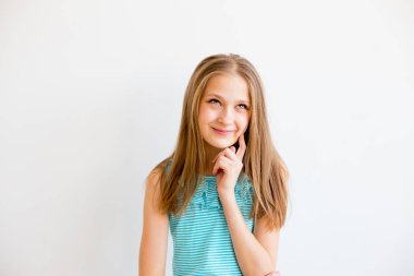 Kız gösteren duygular