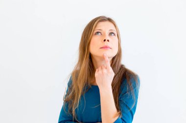 Kadın gösteren duygular