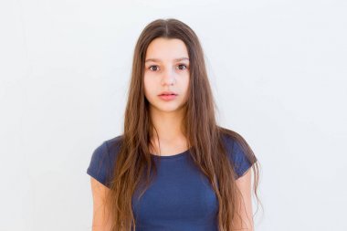 Kız gösteren duygular