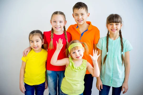 Gluckliche Kinder Lacheln Menschen Schule Stock Photo 147859699