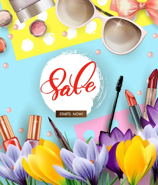 Lente verkoop concept. Cosmetica en mode achtergrond met make-up artiest objecten: lippenstift, mascara, eyeliner, met bloeiende Krokussen. Sjabloon vector. — Stockvector