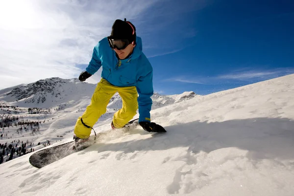 Giovane snowboard — Foto Stock