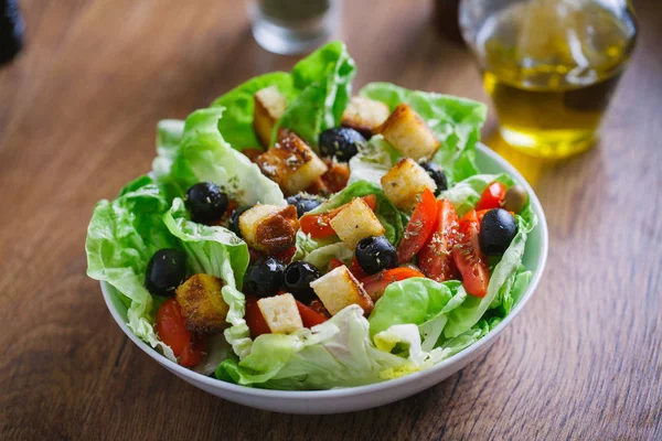 Salată mixtă mediteraneană — Fotografie, imagine de stoc