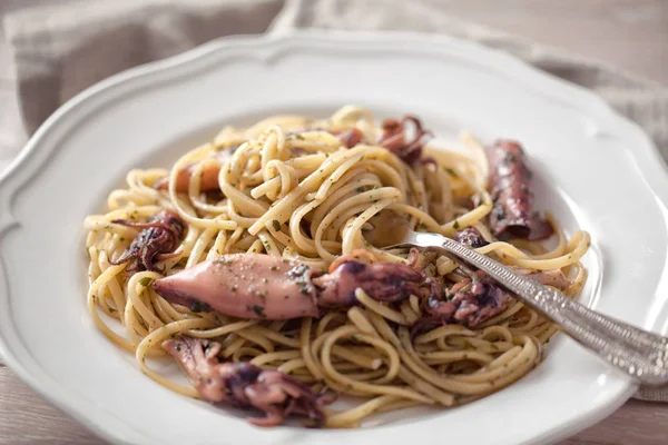 Seafood linguini — Stok fotoğraf