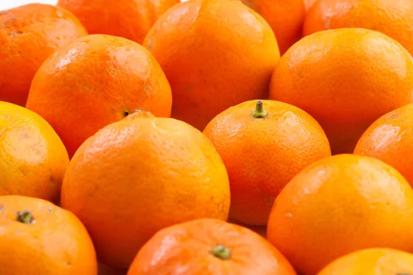 Tangerinas isoladas em branco — Fotografia de Stock