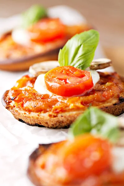 Pizza Margherita Plate — Stock Photo, Image