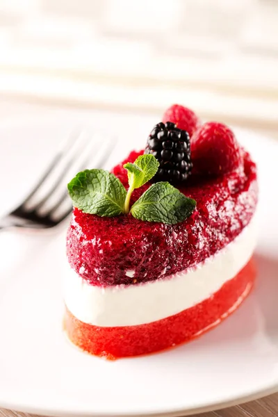 Deliziosa Panna Cotta Con Bacche Fresche — Foto Stock