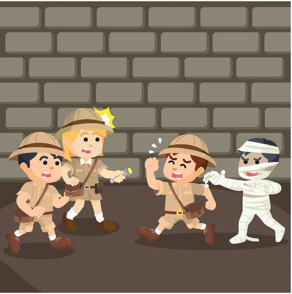 Group of explorer running from mummy — Stock Vector