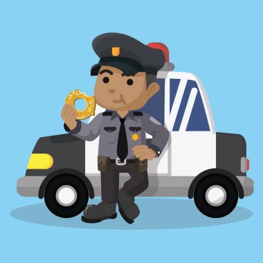 Afrika Polis araba önünde donut yemek