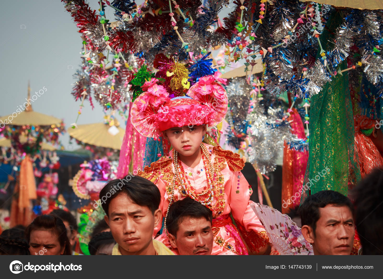 Thailand traditions,Festival Thailand " Poi Sang Long " A Ceremony of