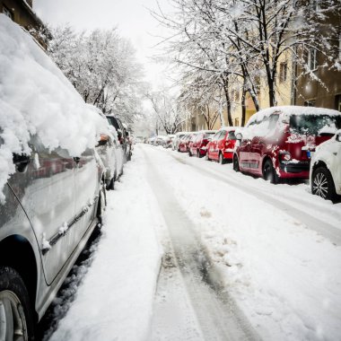 Avrupa şehirde aşırı kar yağışı