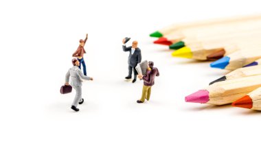 Beyaz arka plan üzerinde ofis toplantı