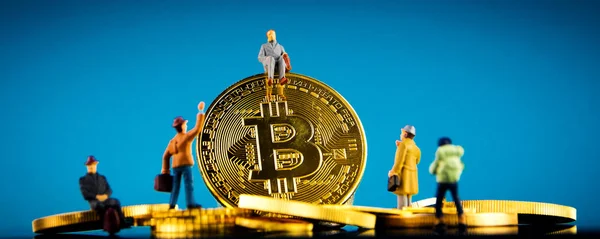 Κρυπτό νομίσματα, το bitcoin είναι ειδικά η δυνατότητα να γίνουν πλούσιοι — Φωτογραφία Αρχείου