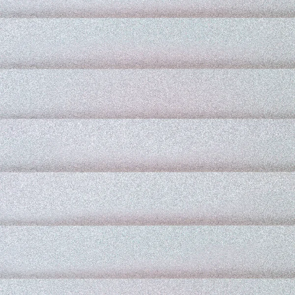 プラスチック効果のある銀の縞模様の背景 — ストック写真