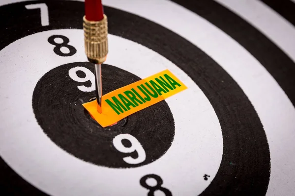 Darts target with inscription marijuana — Stock Photo, Image