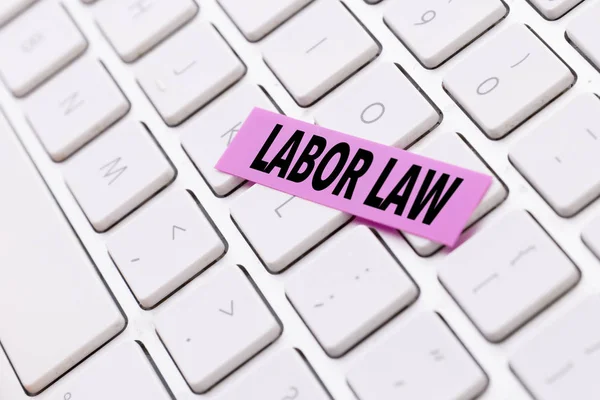 Keyboard and pink sticker — Stock Photo, Image