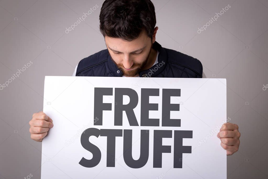 Табличка хелп. Help needed. We need help. Help is needed. Help is needed.