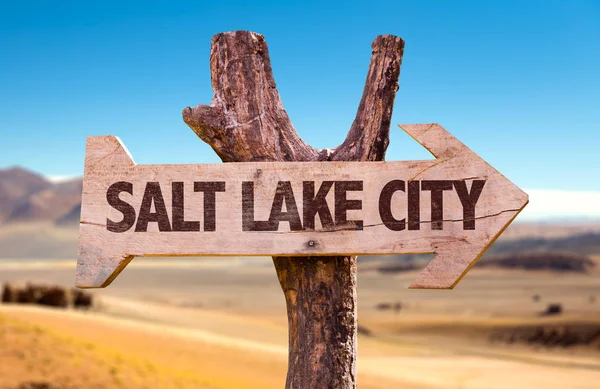 Salt lake city trä skylt — Stockfoto