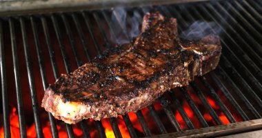 Kısa kaburga ızgarada pişirme