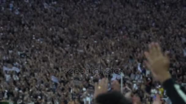 Sao Paulo, Brezilya - 07 Mayıs 2017: Brezilya - Blur efekti Futbol stadyumunda insan kalabalığı — Stok video
