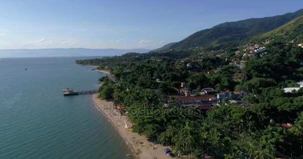 Пташиного польоту острові Ilhabela, Сан-Паулу, Бразилія — стокове відео